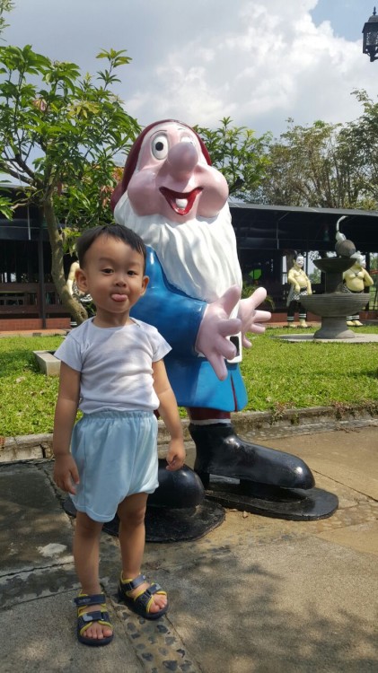 banyak gaya deh sekarang...